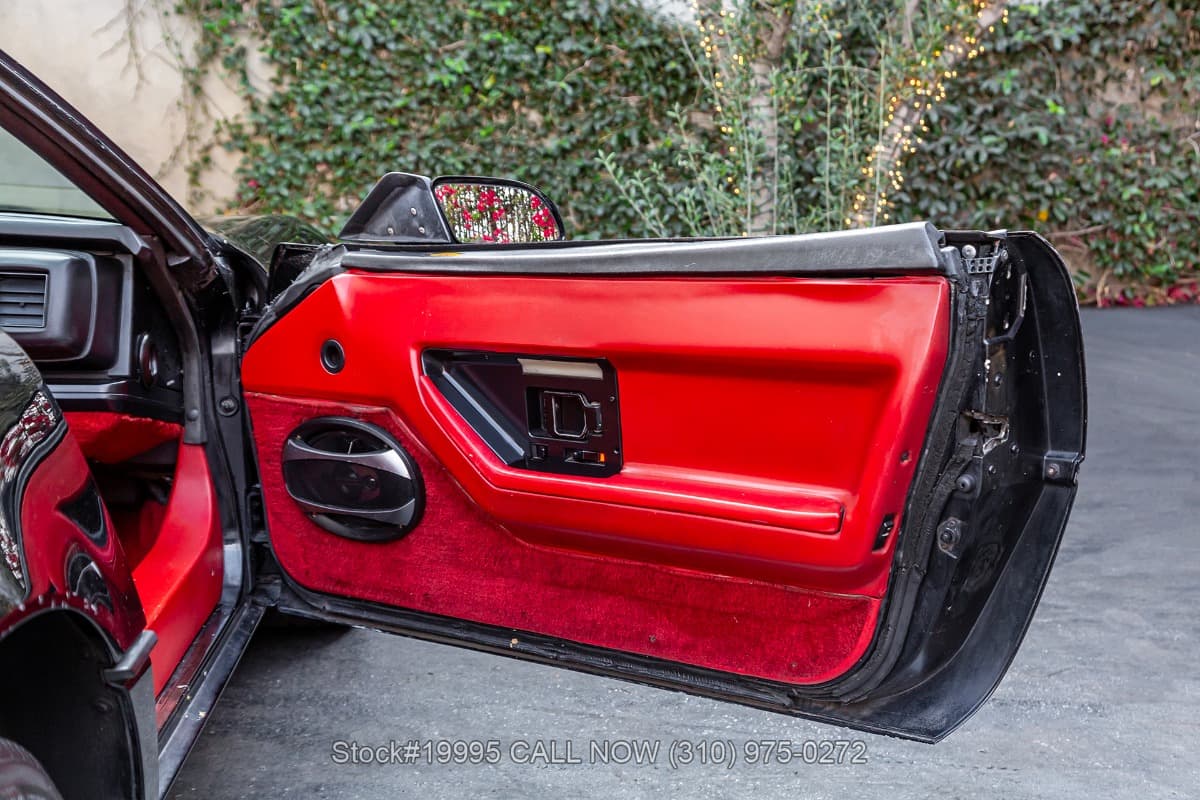 1986 Chevrolet Corvette Convertible 4-Speed thumbnail 20