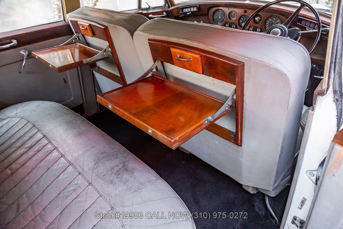 1961 Bentley S2 Saloon Right-Hand-Drive thumbnail 13