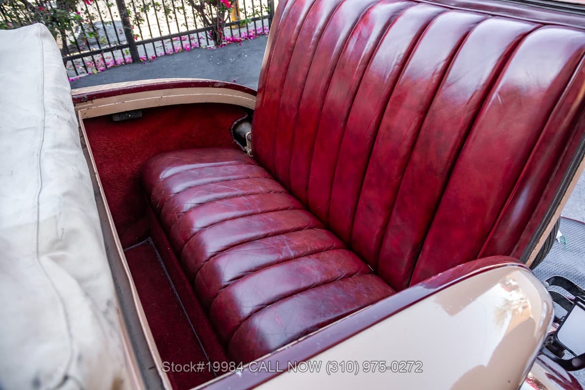 1931 Packard Series 833 Standard Eight Rumble Seat Convertible Coupe thumbnail 16