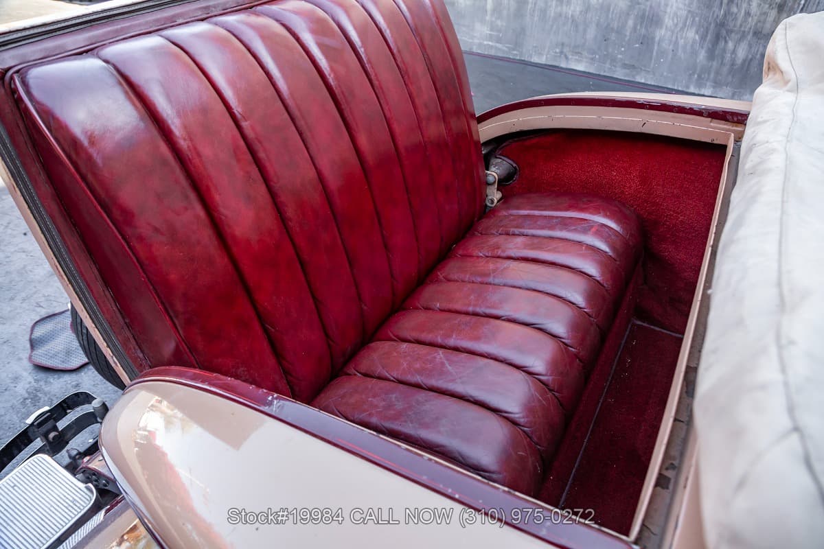 1931 Packard Series 833 Standard Eight Rumble Seat Convertible Coupe thumbnail 18
