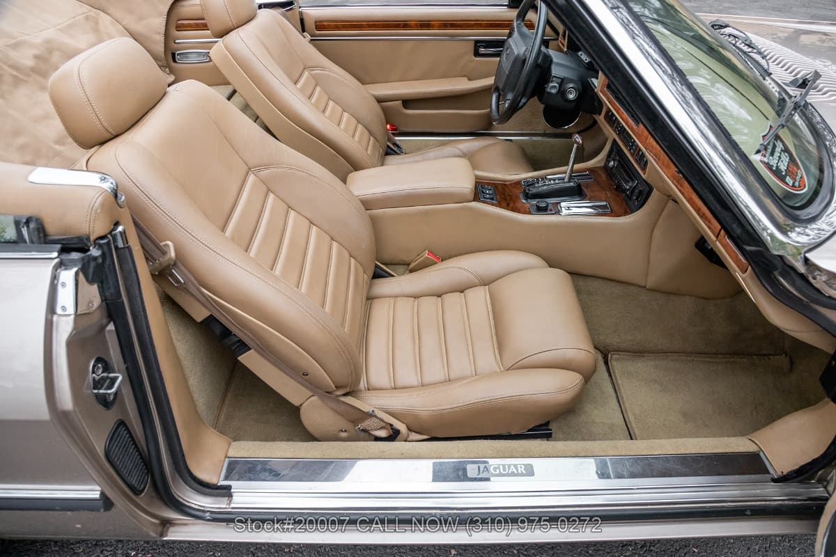 1992 Jaguar XJS V12 Convertible thumbnail 11