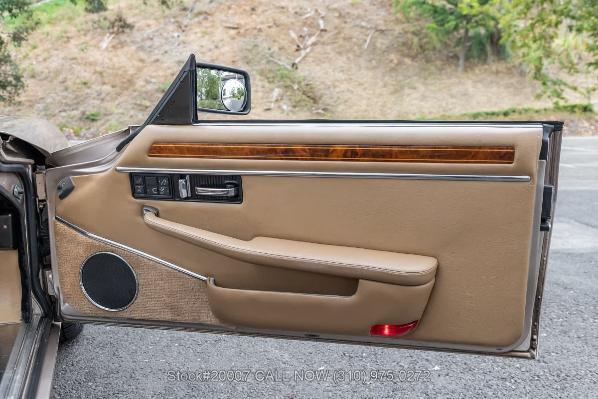 1992 Jaguar XJS V12 Convertible thumbnail 12