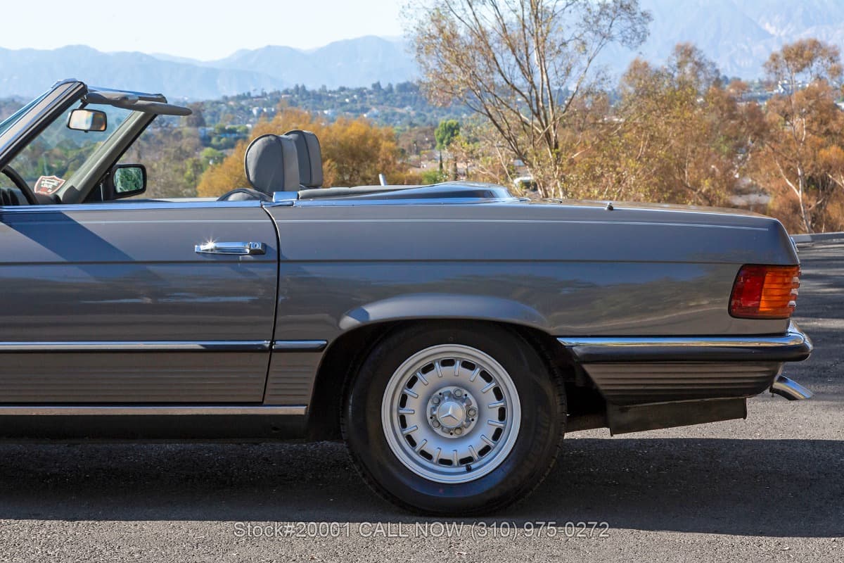 1985 Mercedes 280SL Euro-Spec Roadster thumbnail 12