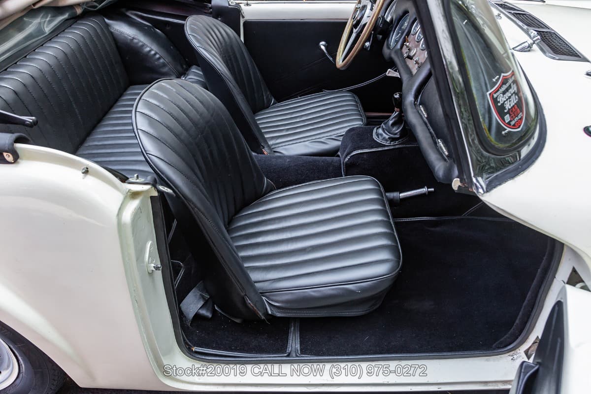 1961 Daimler SP250 Dart Convertible thumbnail 16