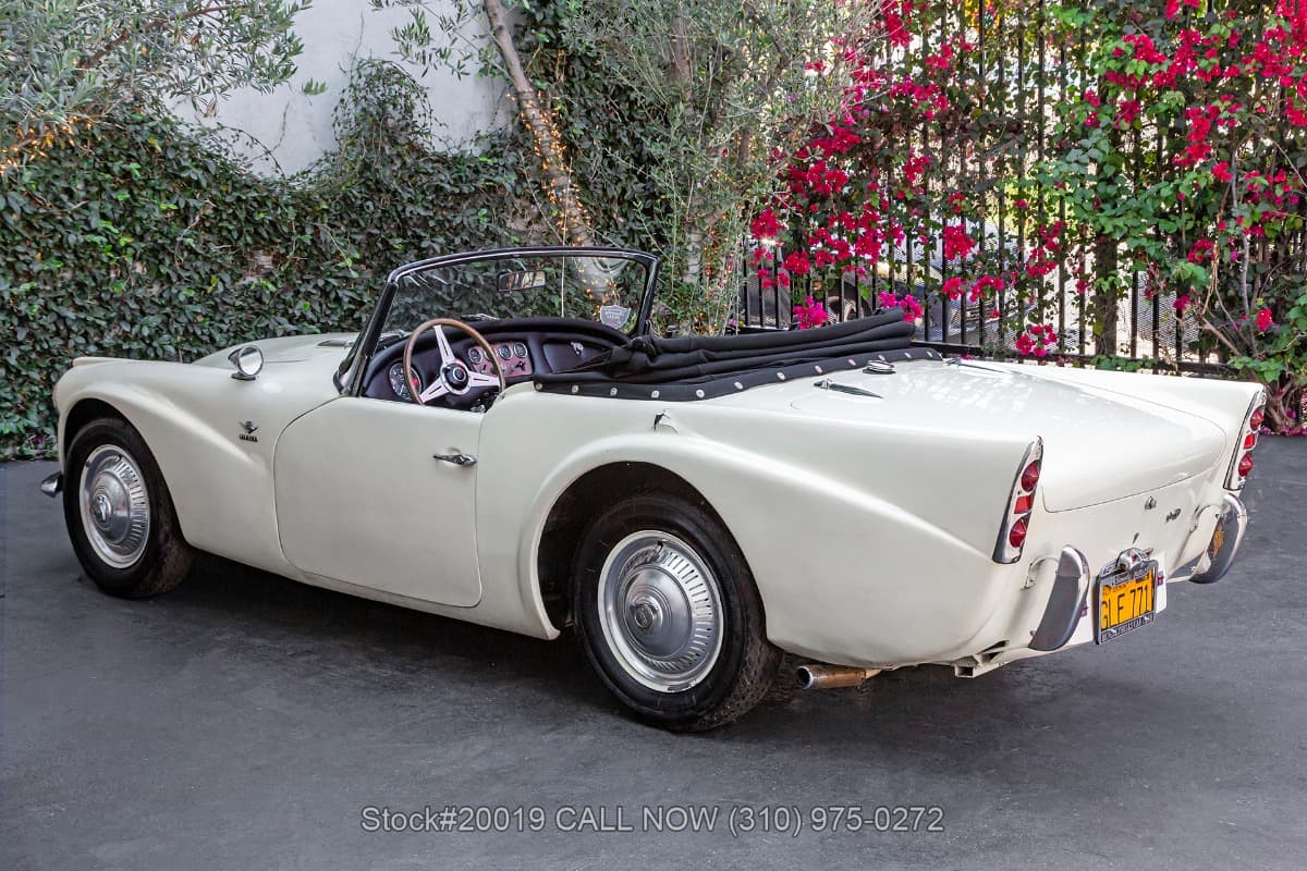 1961 Daimler SP250 Dart Convertible thumbnail 5