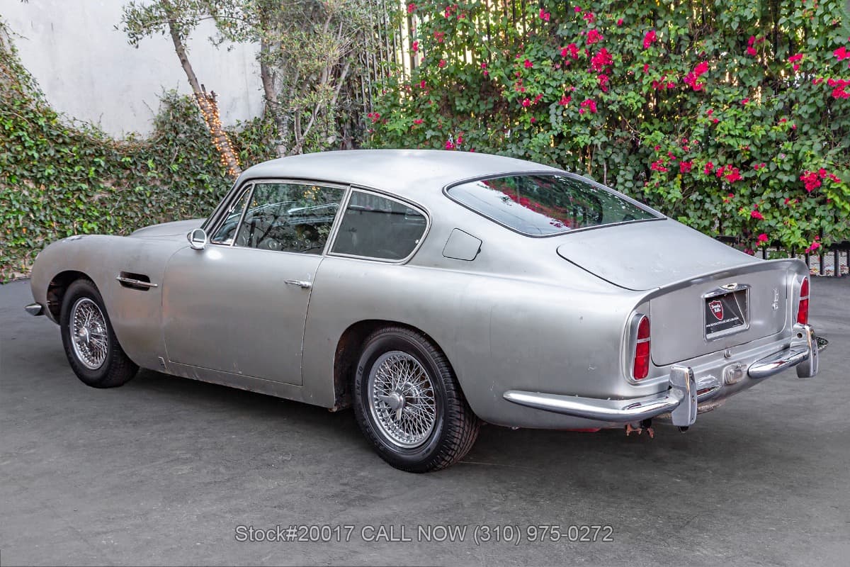 1967 Aston Martin DB6 Vantage Left-Hand-Drive 5-Speed thumbnail 8