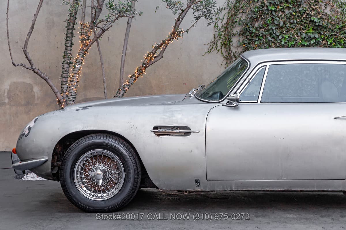 1967 Aston Martin DB6 Vantage Left-Hand-Drive 5-Speed thumbnail 13