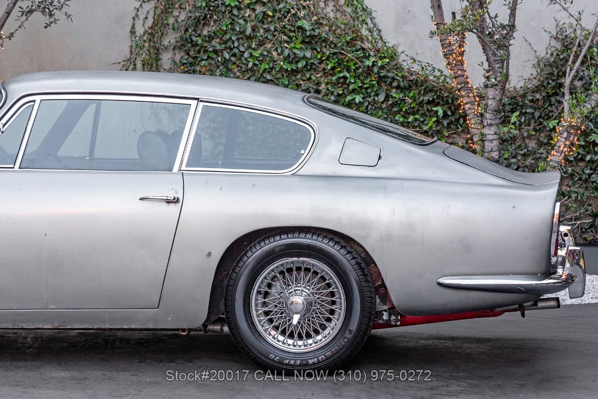 1967 Aston Martin DB6 Vantage Left-Hand-Drive 5-Speed thumbnail 15