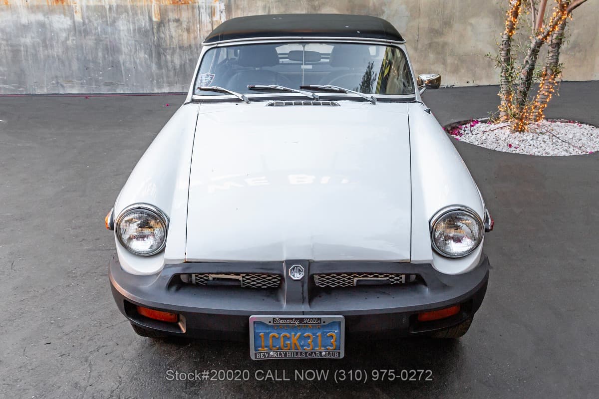 1979 MG MGB Roadster with 2 tops thumbnail 9