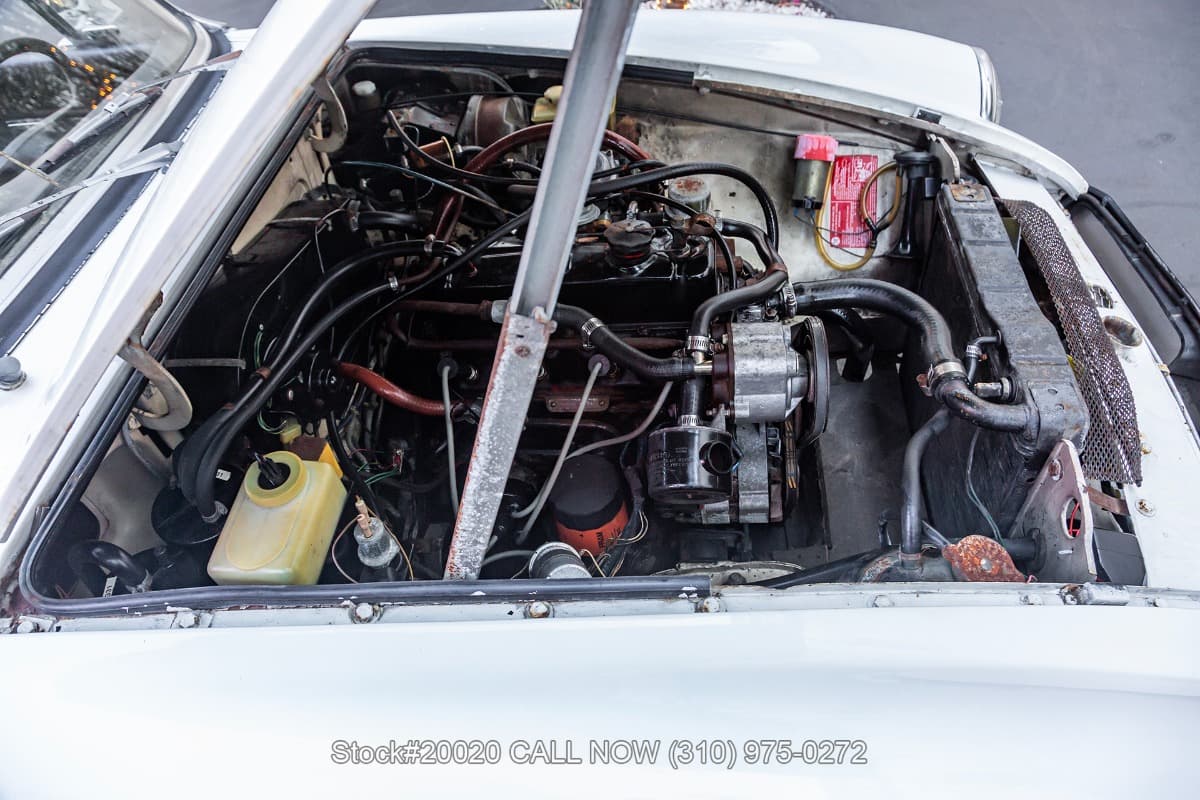 1979 MG MGB Roadster with 2 tops thumbnail 26