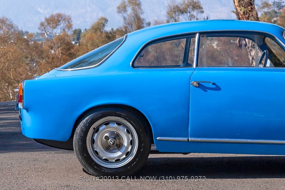 1959 Alfa Romeo Giulietta Sprint 5-Speed thumbnail 12