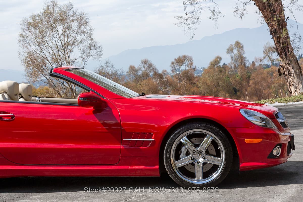 2009 Mercedes SL550 Convertible thumbnail 10