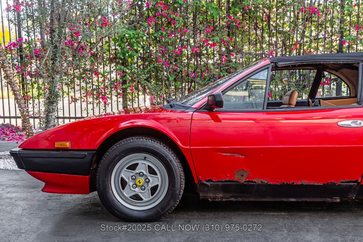 1983 Ferrari Mondial Cabriolet thumbnail 11