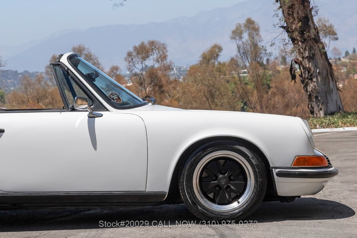 1971 Porsche 911T Cabriolet Conversion 5-Speed thumbnail 7