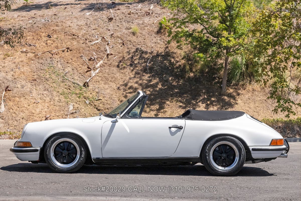 1971 Porsche 911T Cabriolet Conversion 5-Speed thumbnail 8