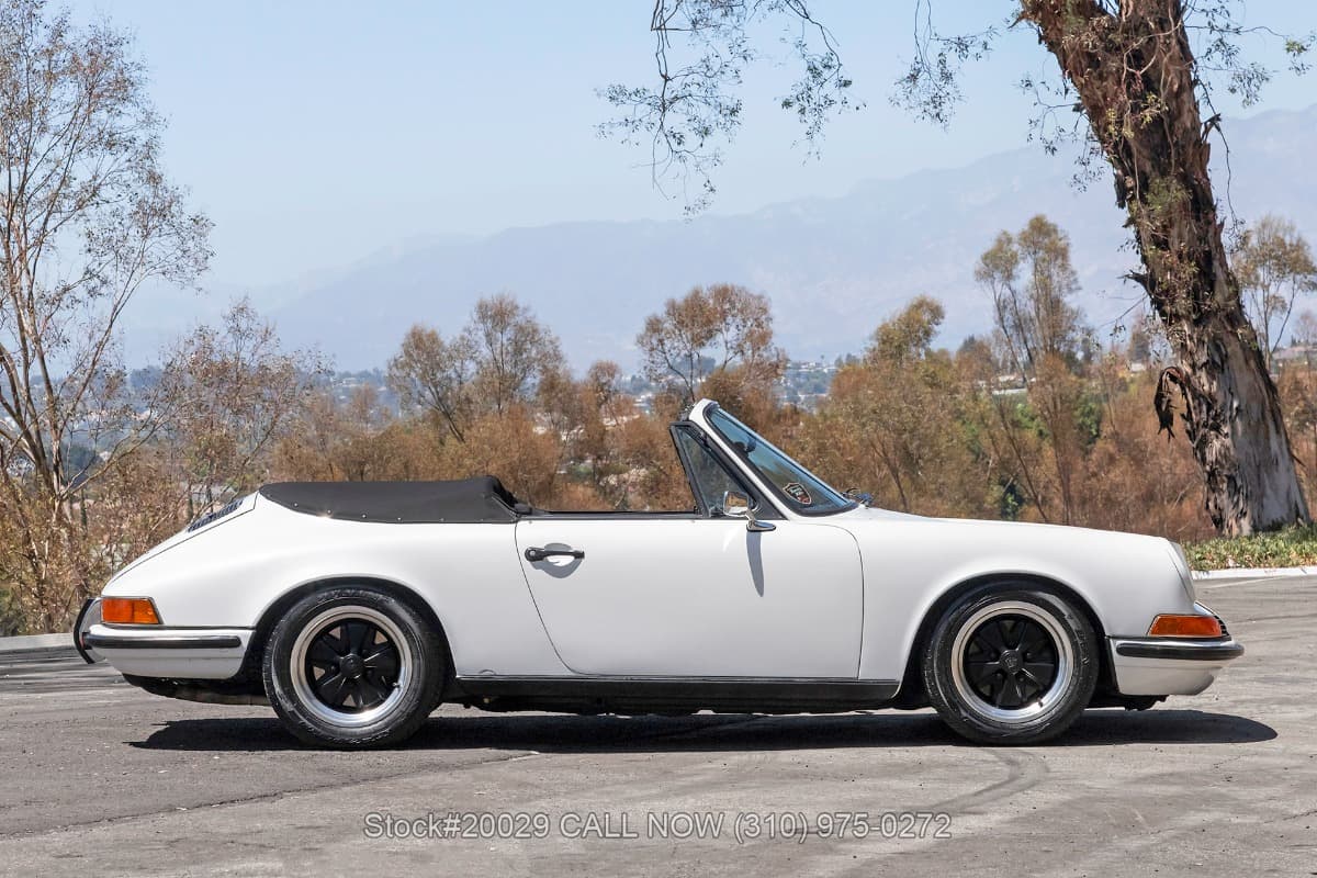 1971 Porsche 911T Cabriolet Conversion 5-Speed thumbnail 3