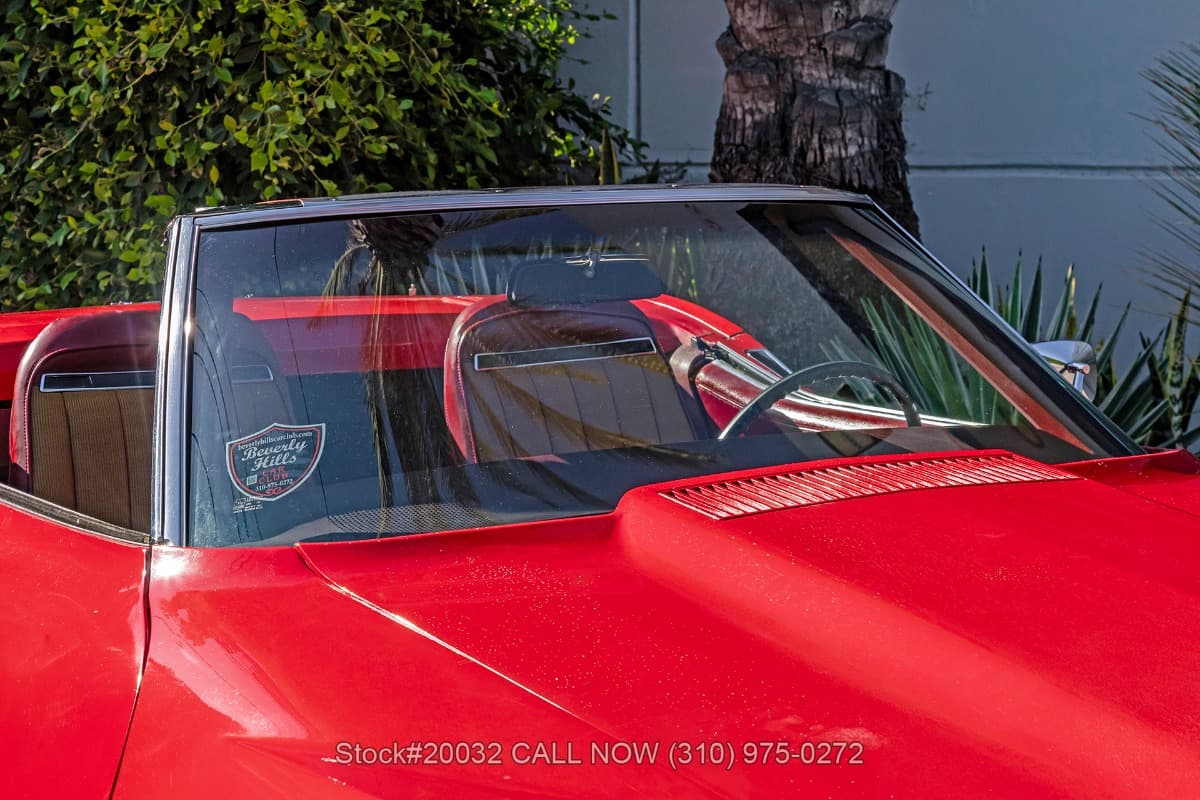 1973 Chevrolet Corvette Convertible thumbnail 10