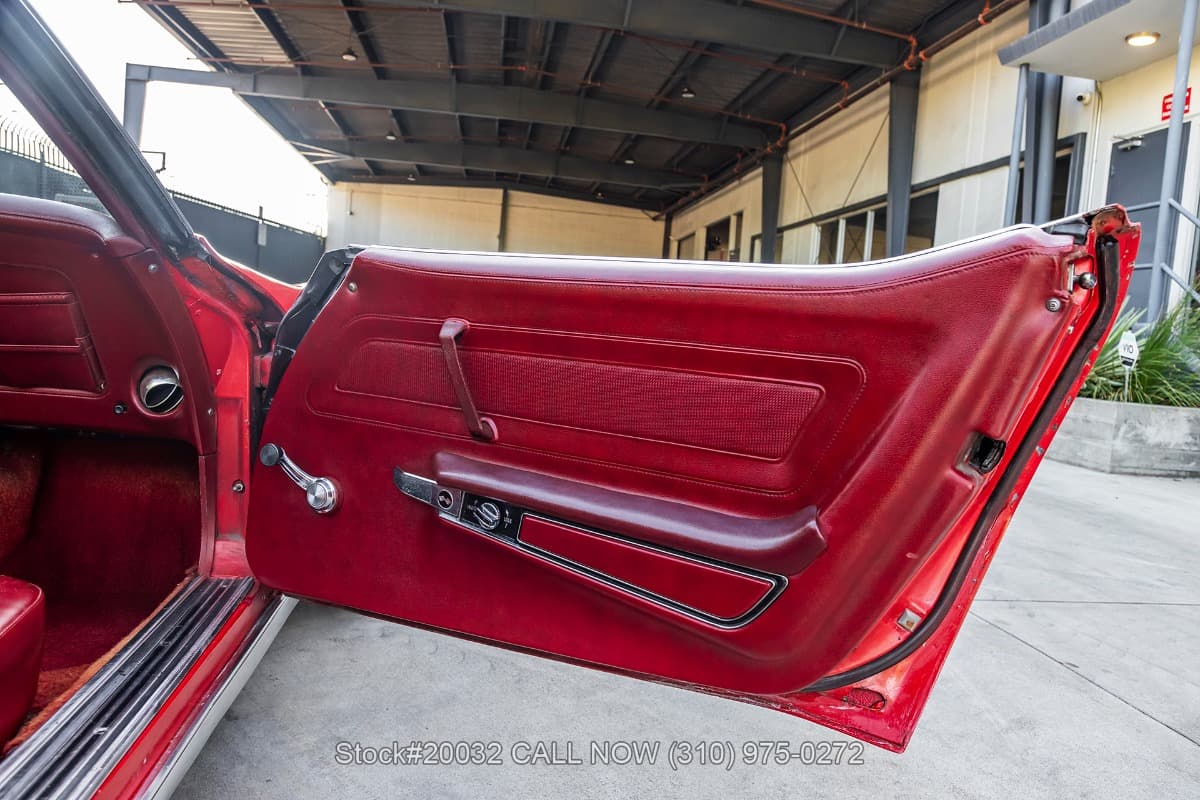 1973 Chevrolet Corvette Convertible thumbnail 21