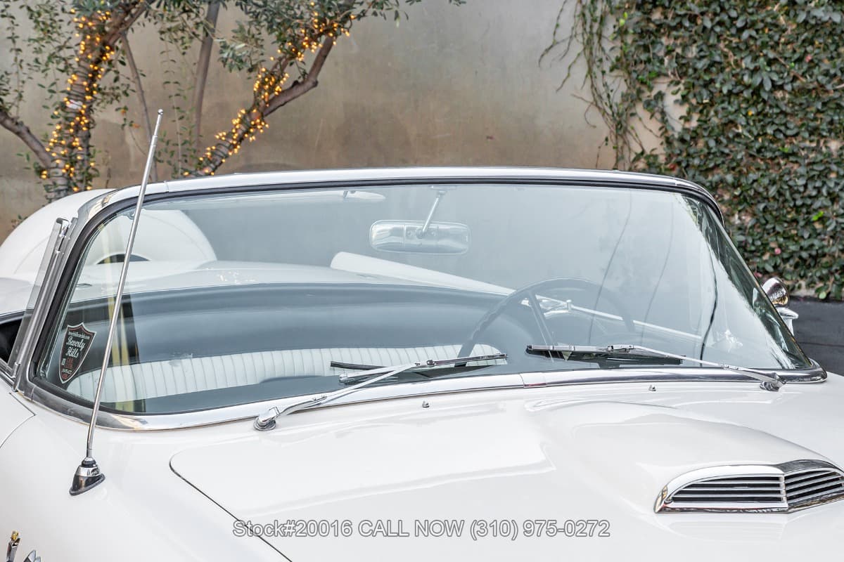 1956 Ford Thunderbird Convertible thumbnail 11
