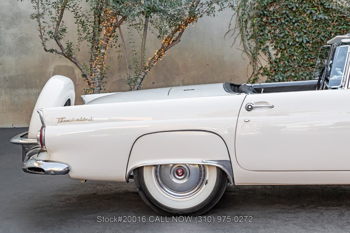 1956 Ford Thunderbird Convertible thumbnail 12