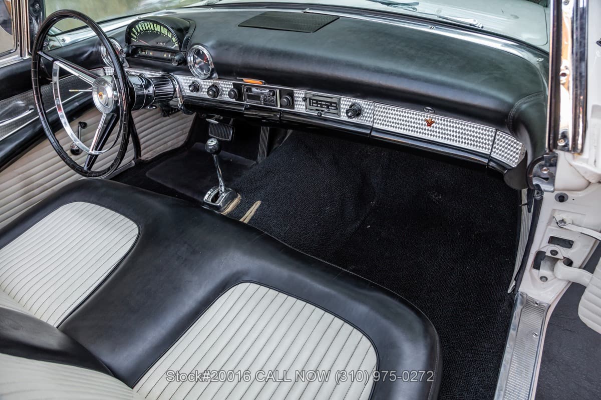 1956 Ford Thunderbird Convertible thumbnail 18