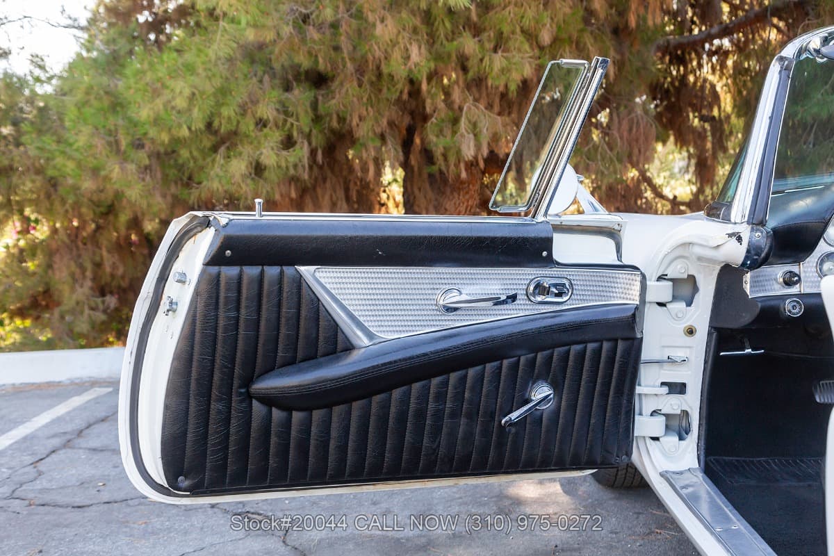 1957 Ford Thunderbird D-Code Convertible thumbnail 13