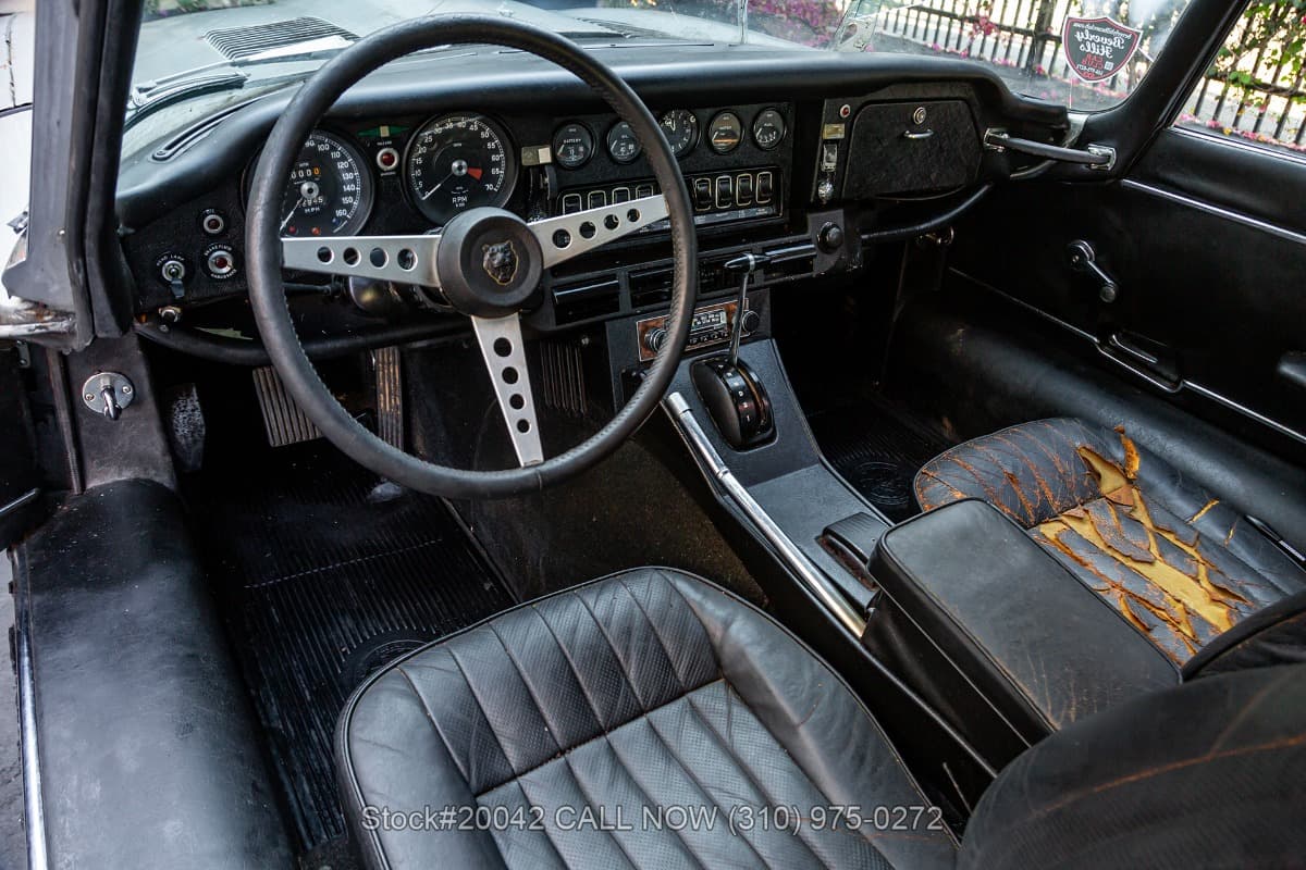 1971 Jaguar XKE V12 2+2 Series III thumbnail 14