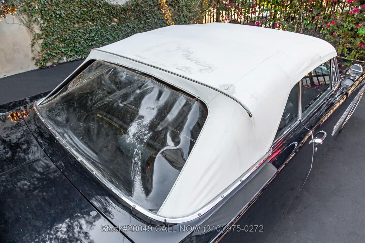 1963 Pontiac Bonneville Convertible thumbnail 9
