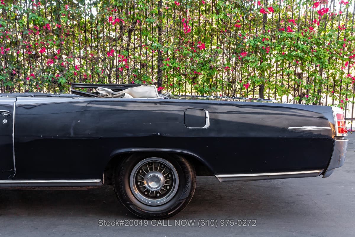 1963 Pontiac Bonneville Convertible thumbnail 14