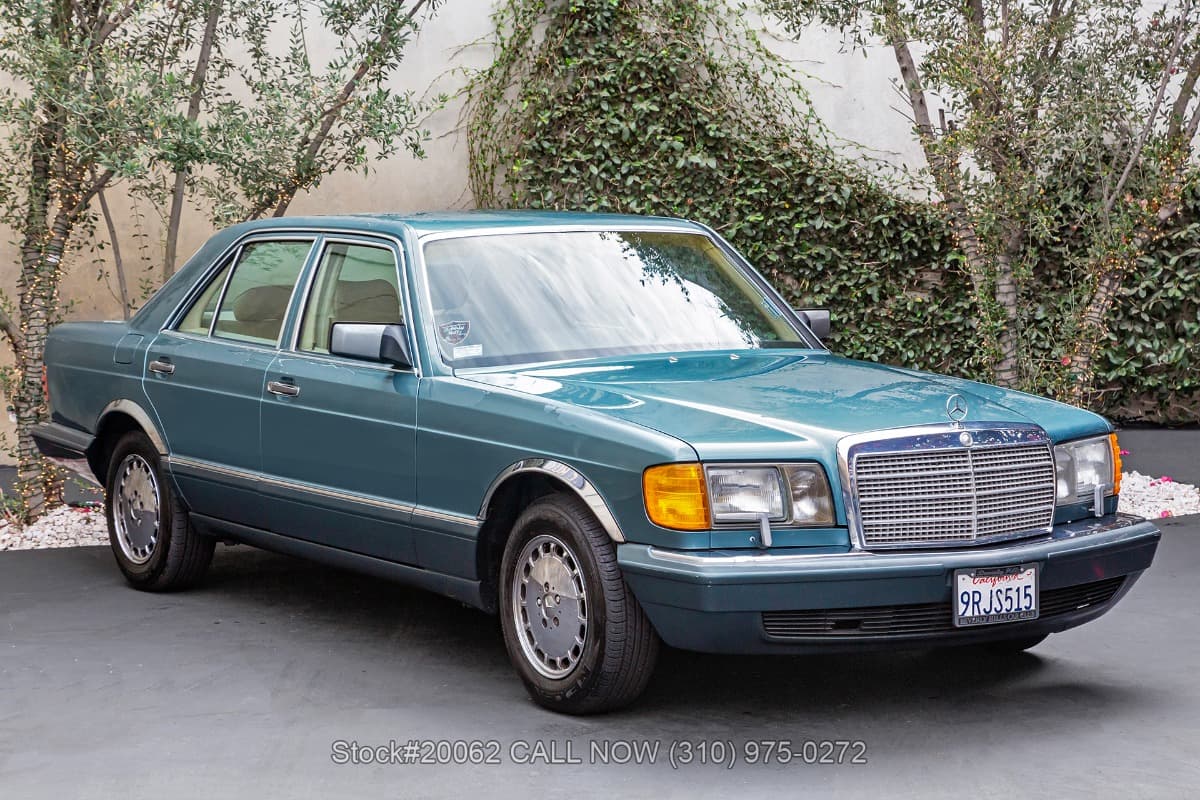 1989 Mercedes 300SE β photo 1