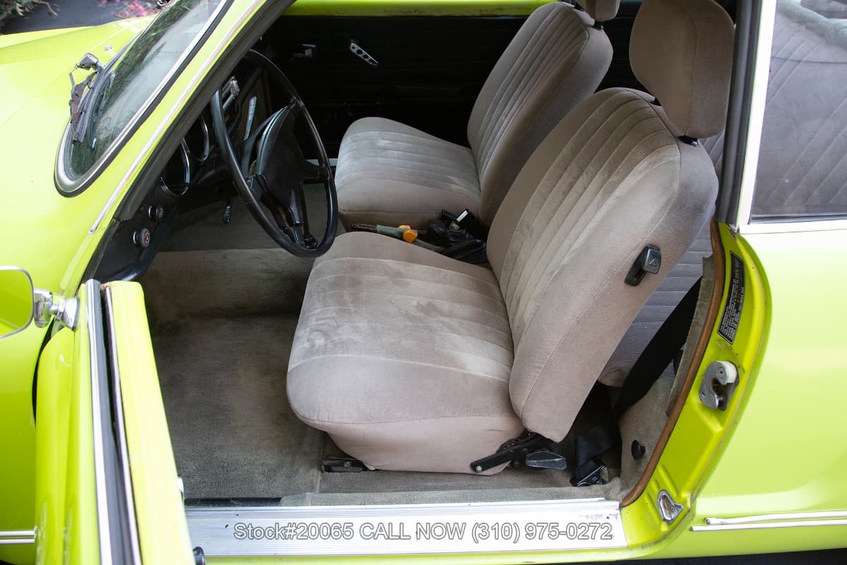 1973 Volkswagen Karmann Ghia Coupe thumbnail 12