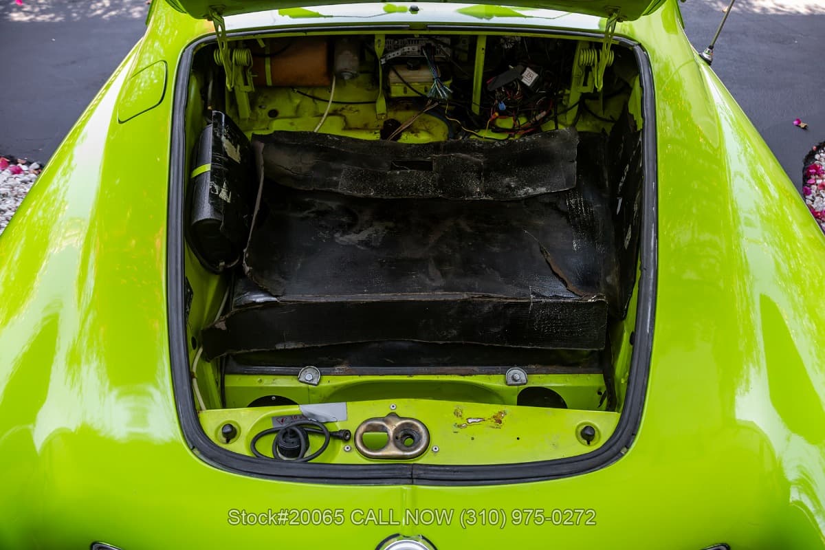 1973 Volkswagen Karmann Ghia Coupe thumbnail 18