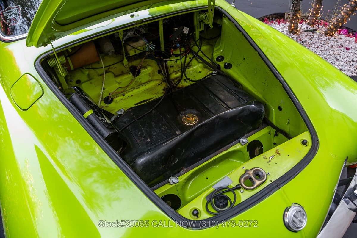 1973 Volkswagen Karmann Ghia Coupe thumbnail 21