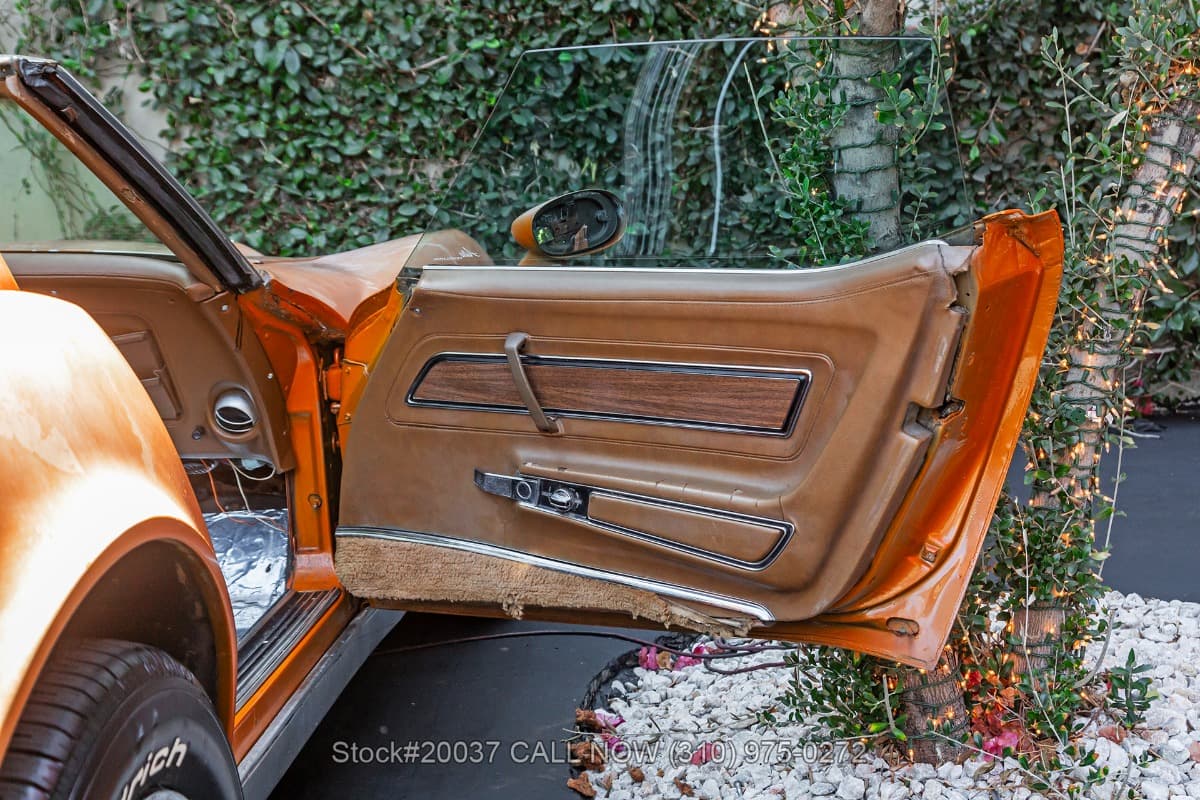 1972 Chevrolet Corvette Stingray Coupe T-Top 454 thumbnail 23