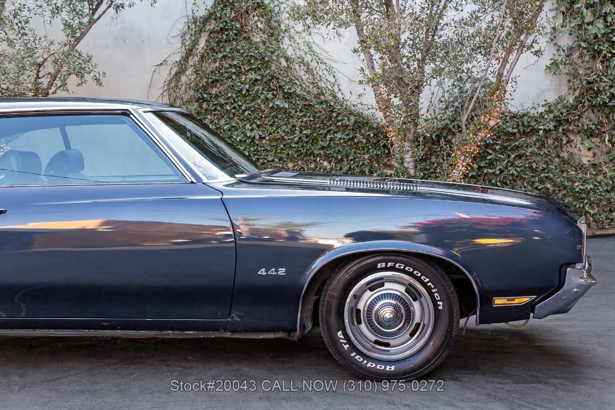 1971 Oldsmobile Cutlass S 2-Door Coupe thumbnail 9