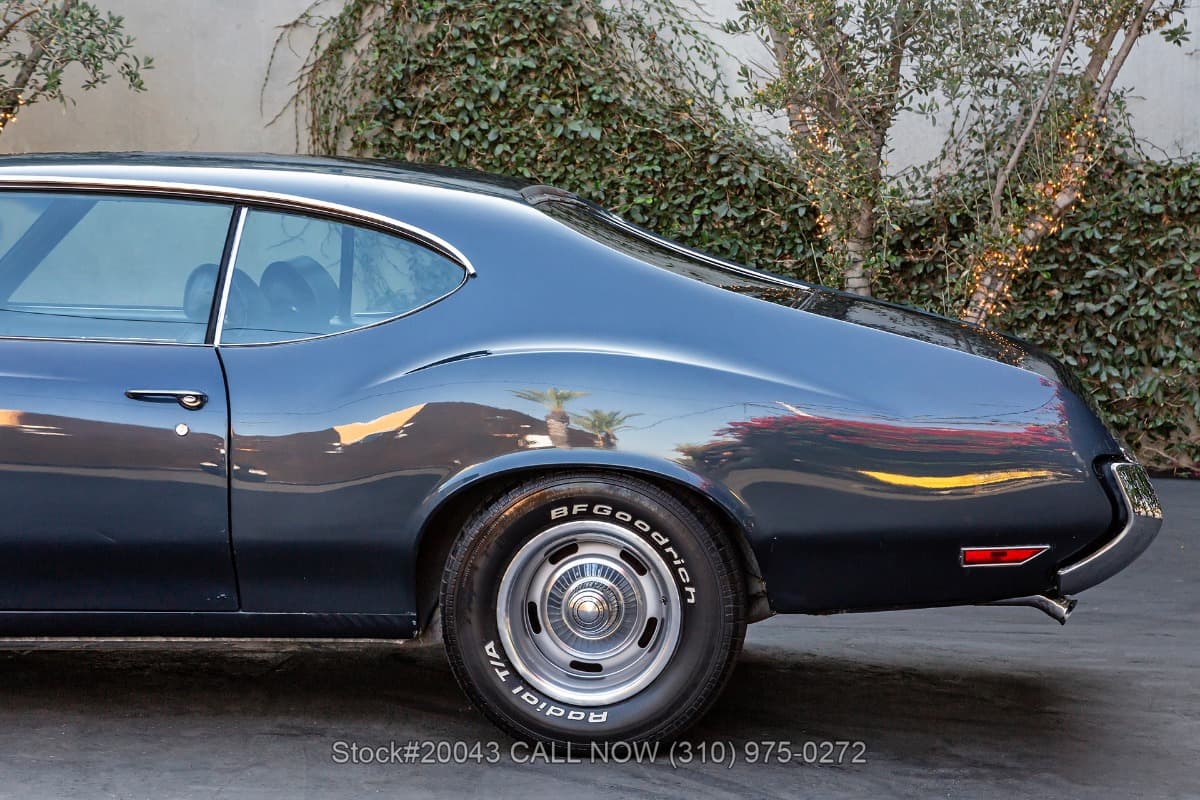 1971 Oldsmobile Cutlass S 2-Door Coupe thumbnail 12