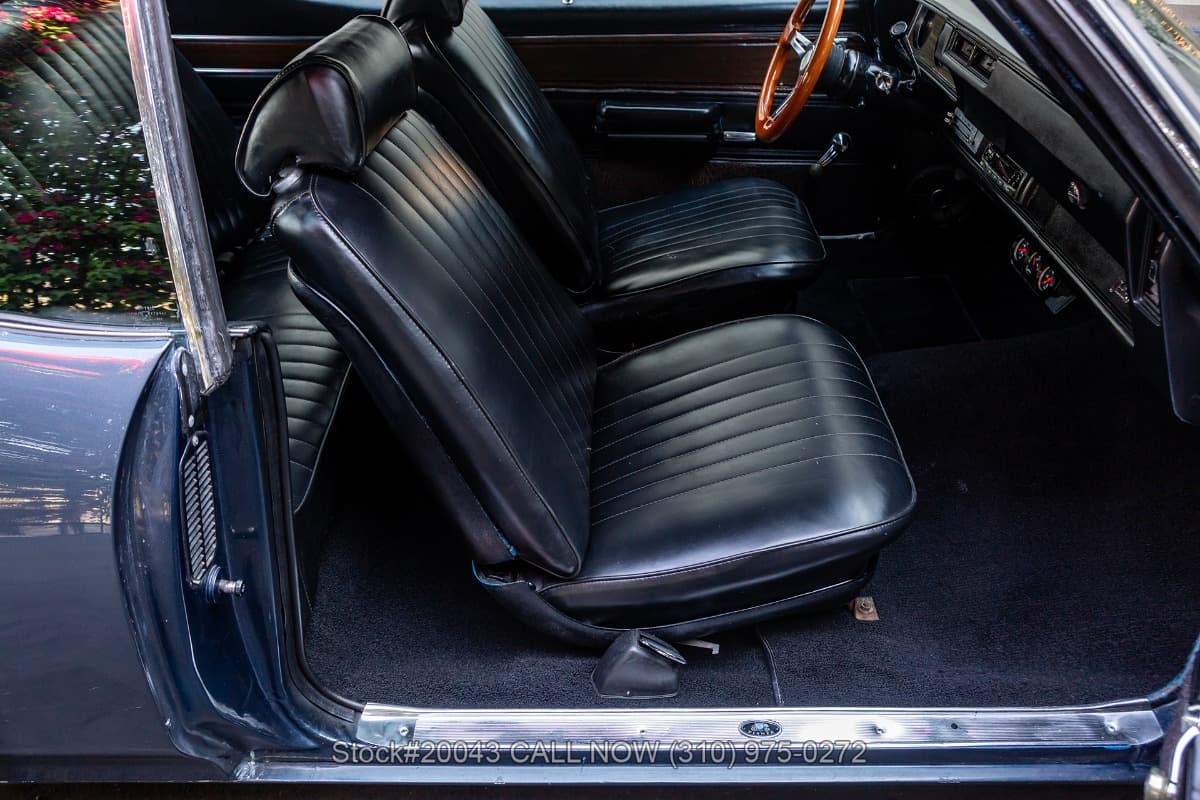 1971 Oldsmobile Cutlass S 2-Door Coupe thumbnail 18