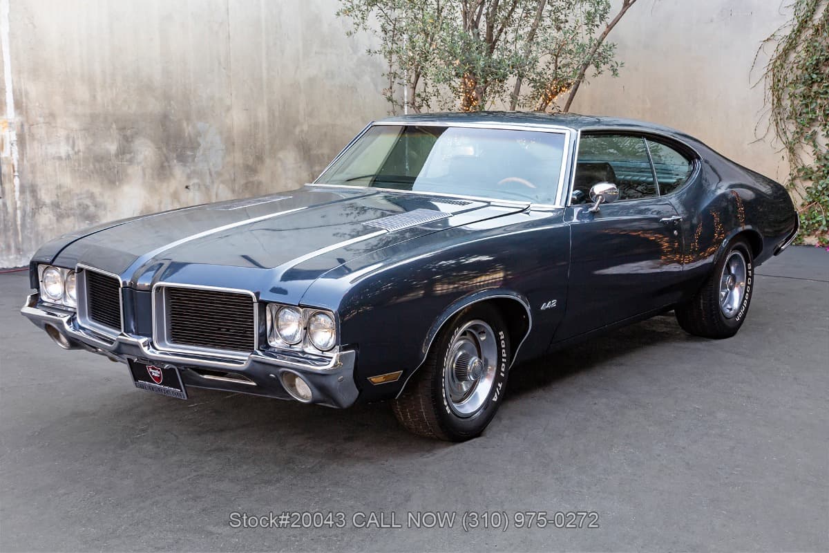 1971 Oldsmobile Cutlass S 2-Door Coupe thumbnail 7