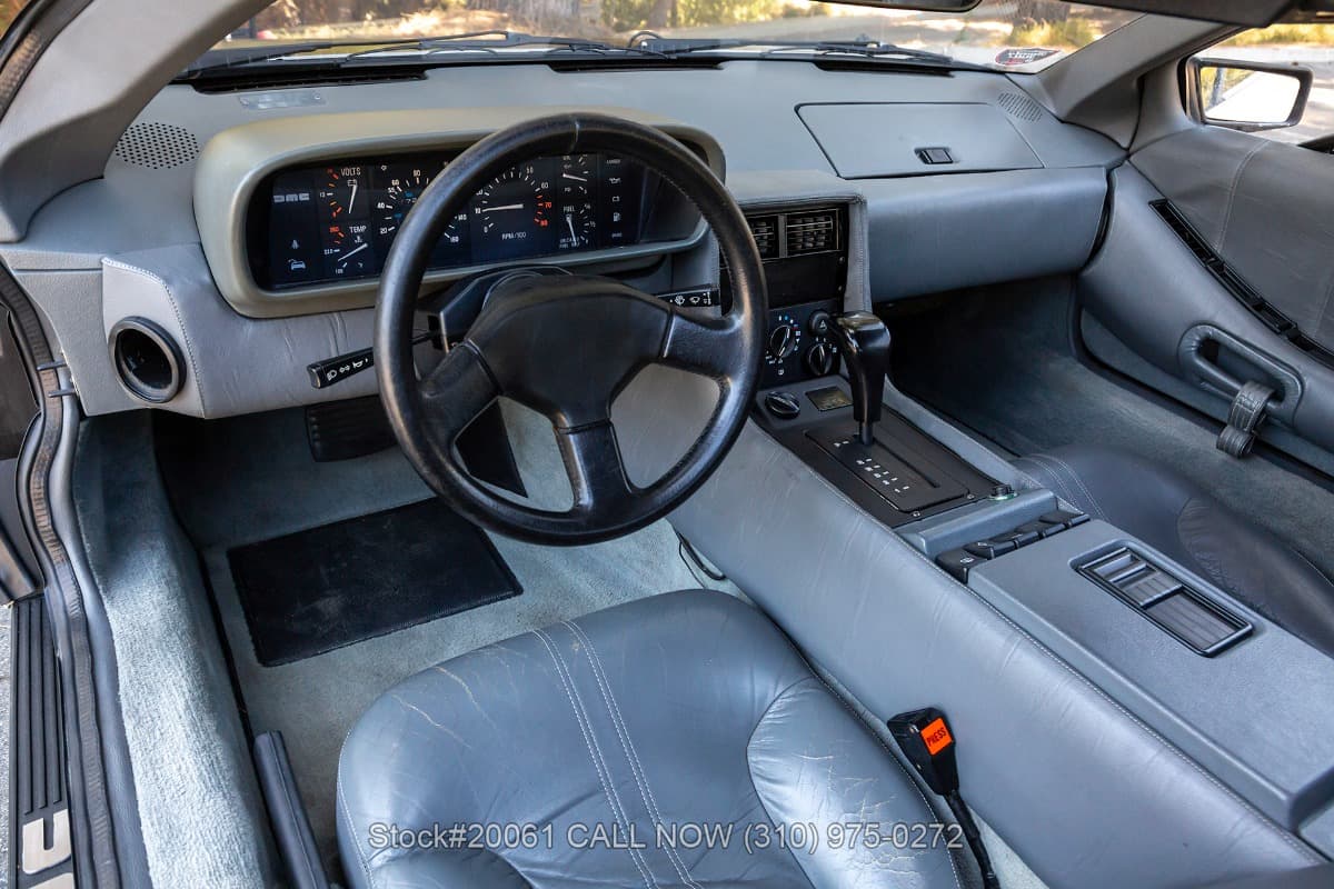 1981 DeLorean DMC-12 thumbnail 13
