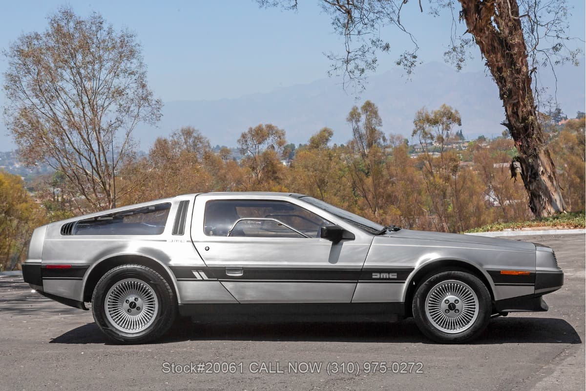 1981 DeLorean DMC-12 thumbnail 4