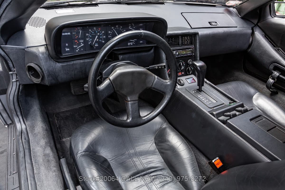 1981 DeLorean DMC-12 thumbnail 10