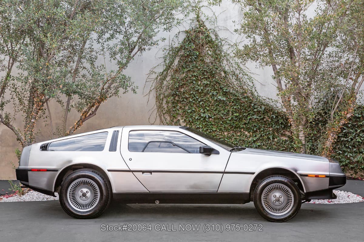 1981 DeLorean DMC-12 thumbnail 3