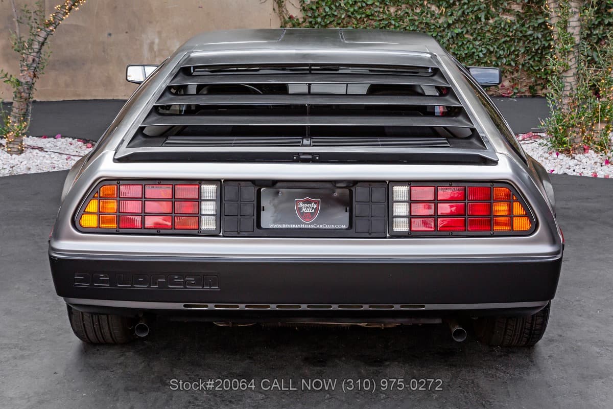 1981 DeLorean DMC-12 thumbnail 4