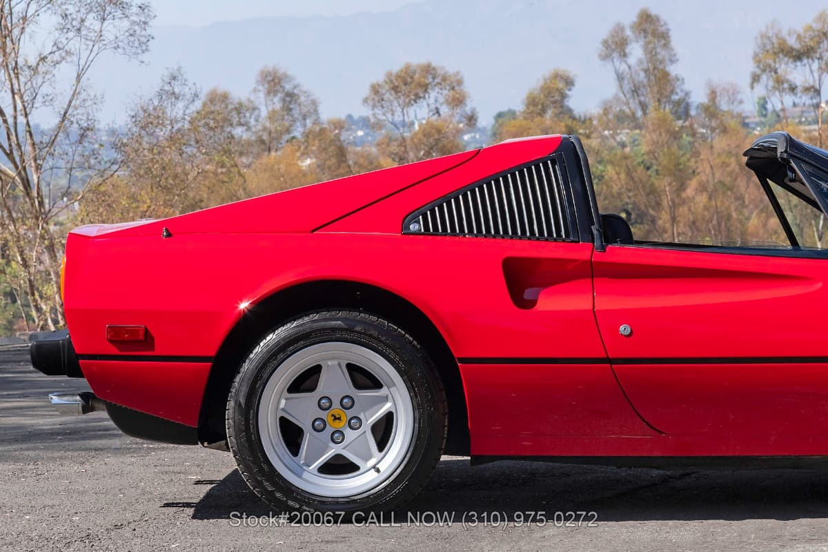 1979 Ferrari 308GTS thumbnail 11