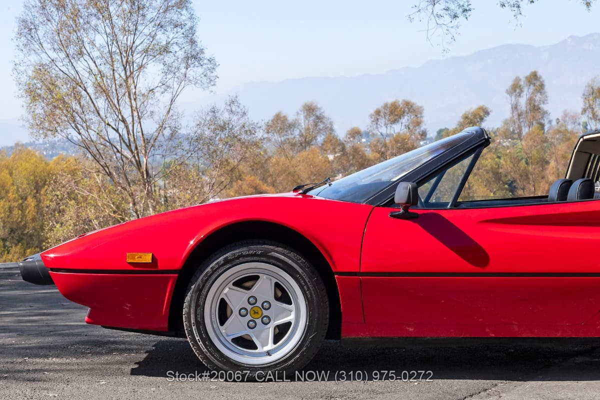 1979 Ferrari 308GTS thumbnail 12