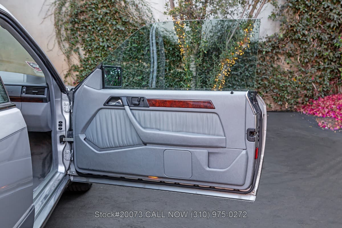 1994 Mercedes E320 Coupe thumbnail 17