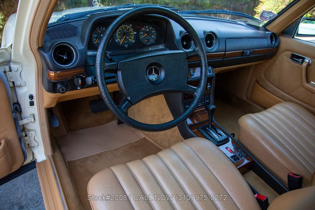 1983 Mercedes 300D Turbodiesel Sedan thumbnail 8