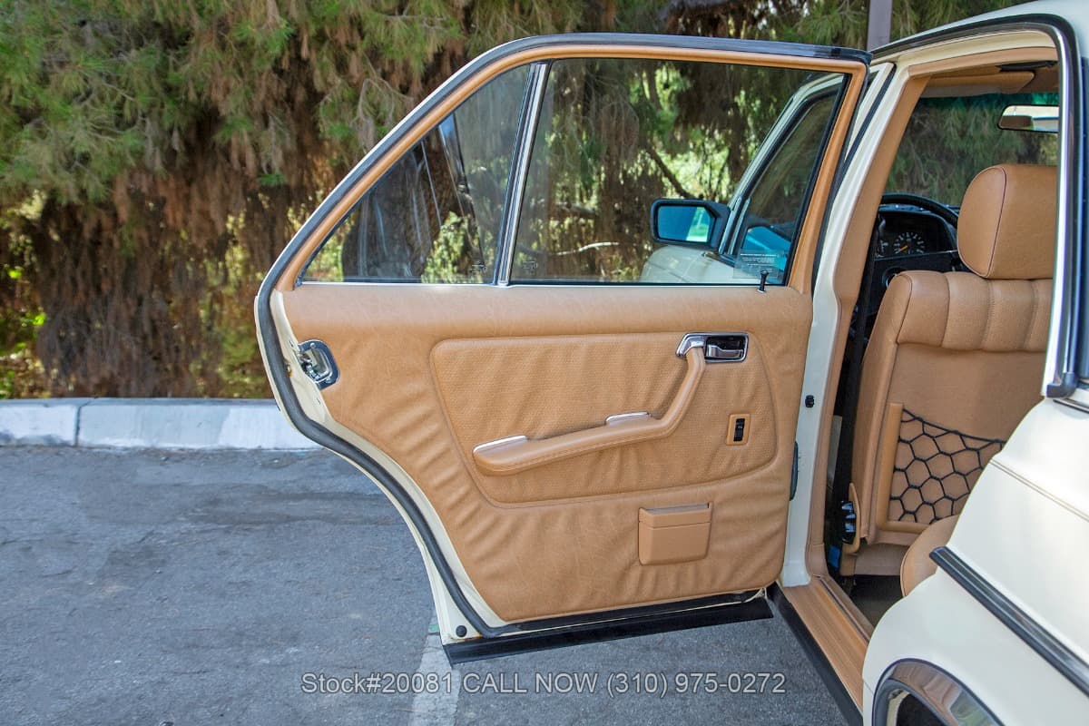 1983 Mercedes 300D Turbodiesel Sedan thumbnail 9