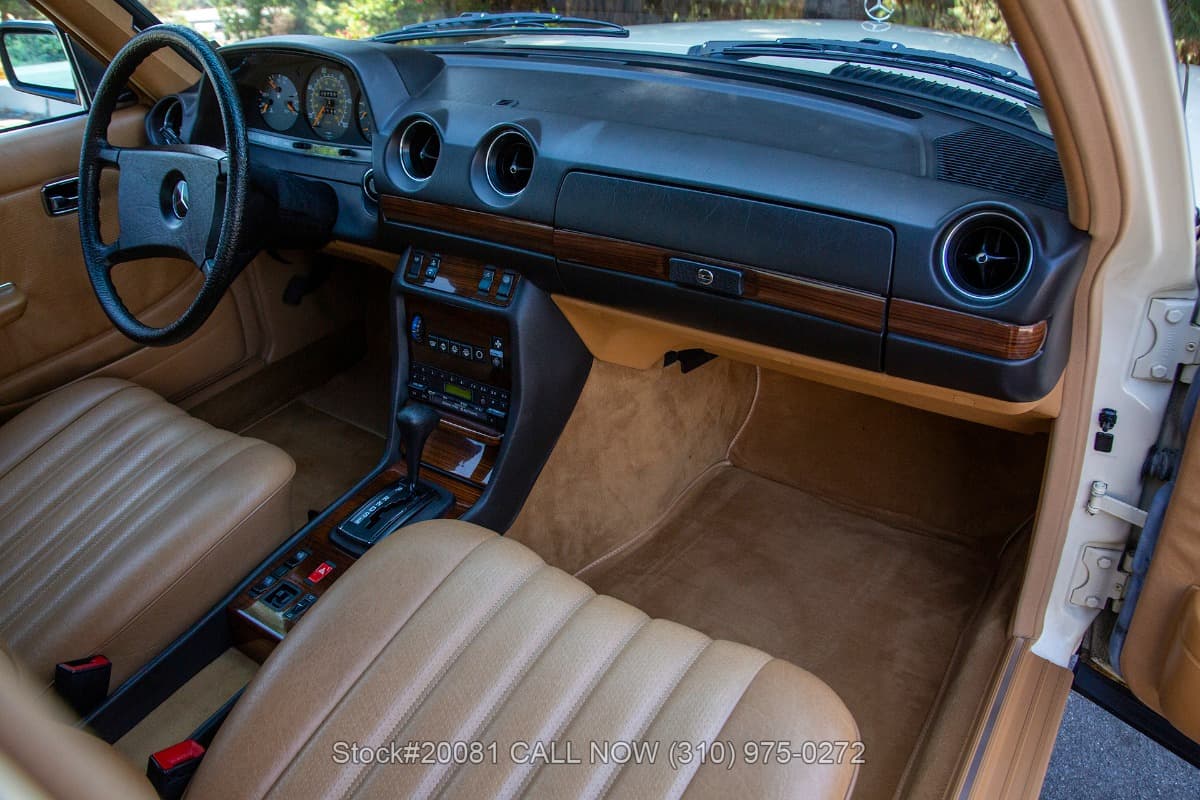 1983 Mercedes 300D Turbodiesel Sedan thumbnail 11
