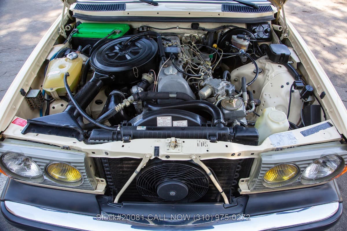 1983 Mercedes 300D Turbodiesel Sedan thumbnail 15